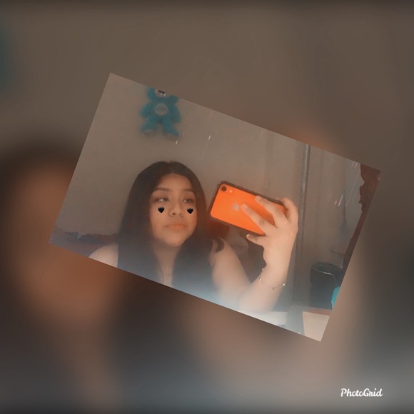 Meet your Posher, Julia - Picture 1 of 1